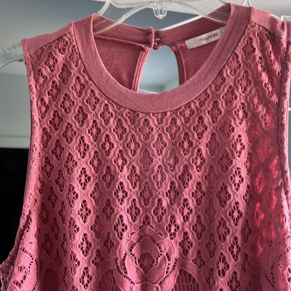 Pink - Picture 2 of 4